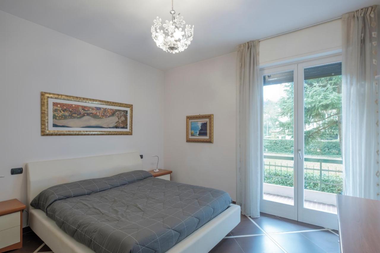 Aura Home Sirmione - 2 Bedrooms Apartment المظهر الخارجي الصورة