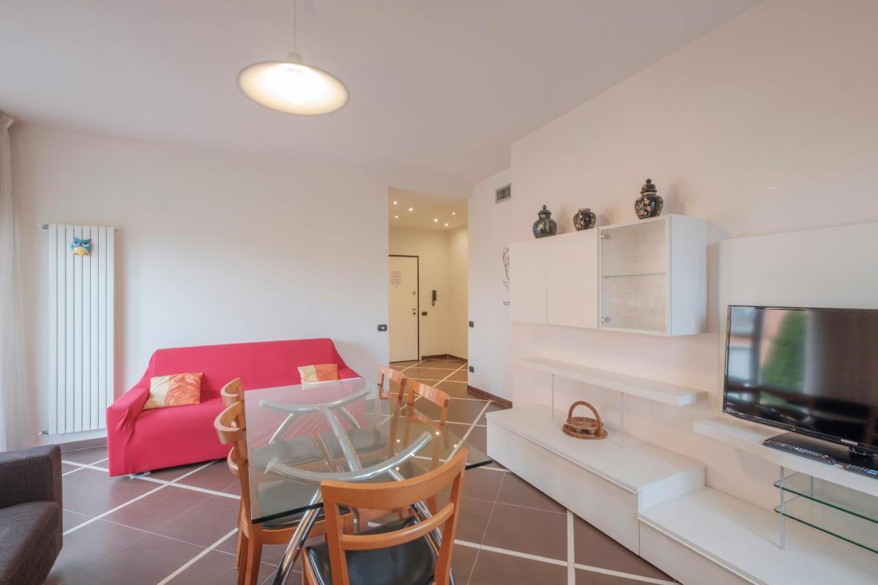 Aura Home Sirmione - 2 Bedrooms Apartment المظهر الخارجي الصورة