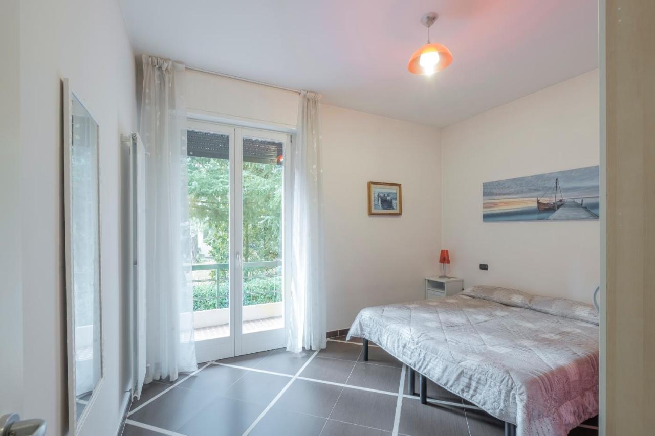 Aura Home Sirmione - 2 Bedrooms Apartment المظهر الخارجي الصورة